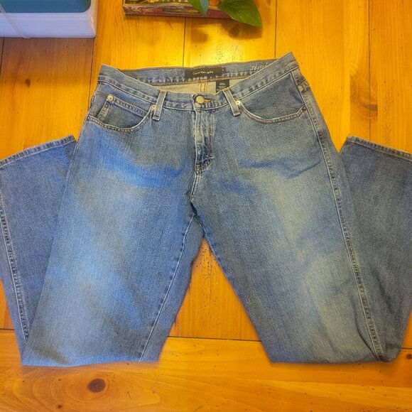 Y2K Calvin Klein Straight Leg Mid-Rise Jeans, Medium Wash - Size 8 - Picture 3 of 7